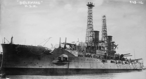 USS Delaware podczas prac wyposażeniowych